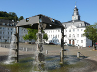 Brunnen vor dem Schloss